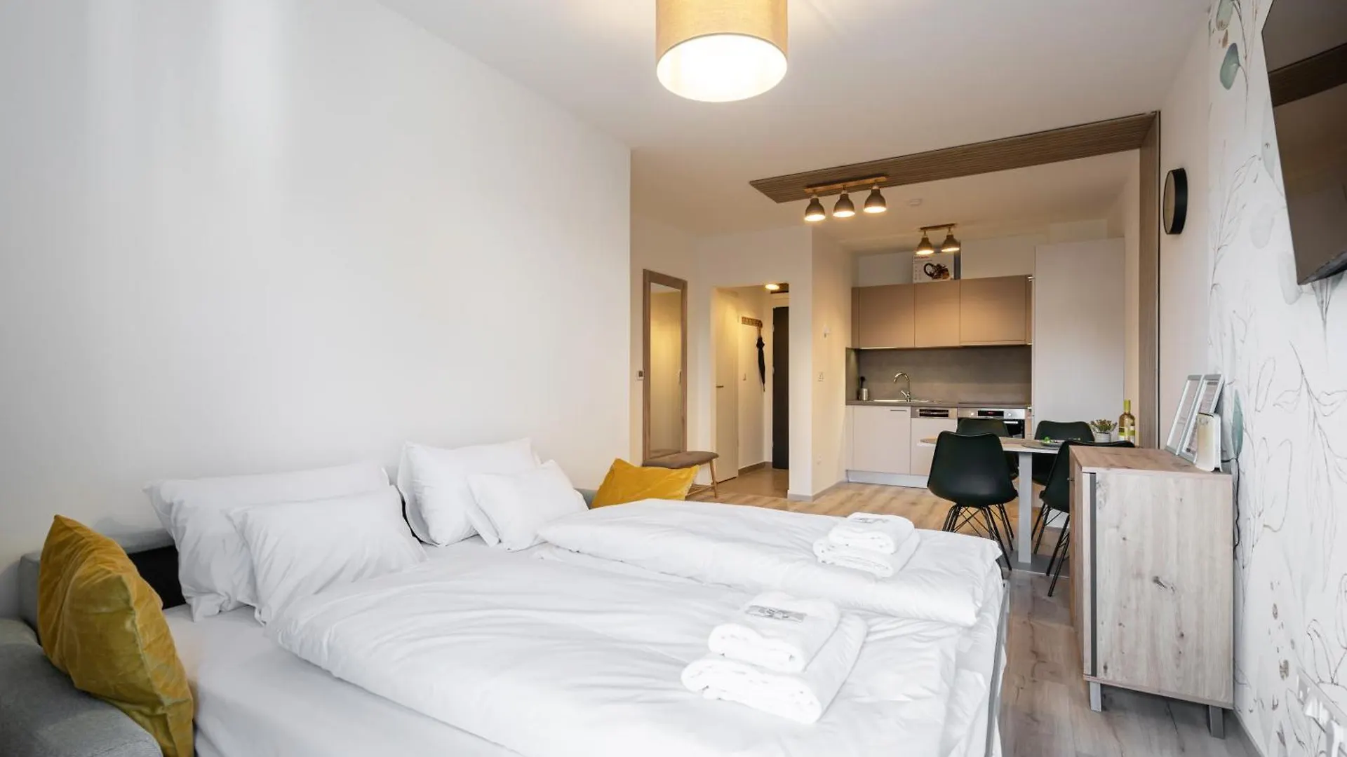 Radiant Sun Apartments Budapest