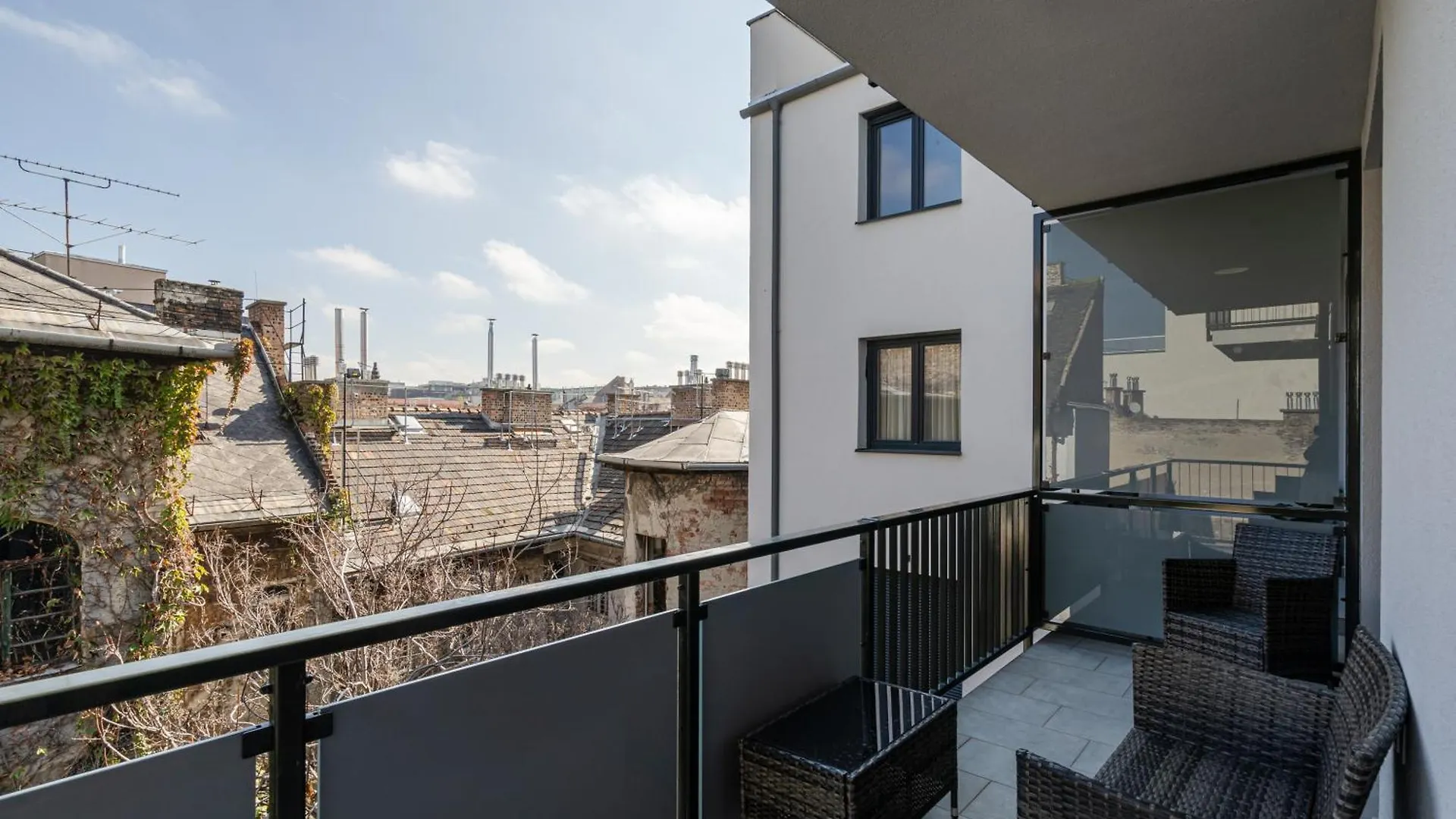 Radiant Sun Apartments Budapest